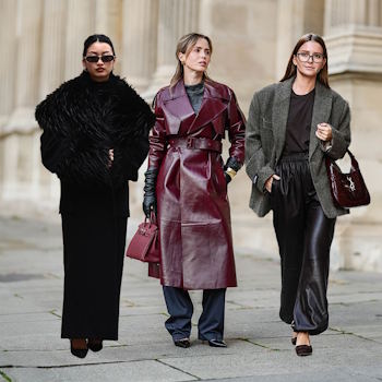 Winterlooks ohne Volumen: Stilvoll durch Schichten